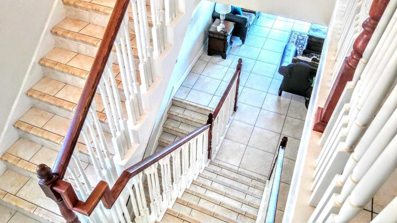 Mediterranean Three Story Beach Townhouse セント・ピート・ビーチ エクステリア 写真