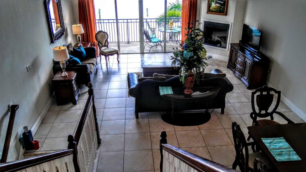 Mediterranean Three Story Beach Townhouse セント・ピート・ビーチ エクステリア 写真