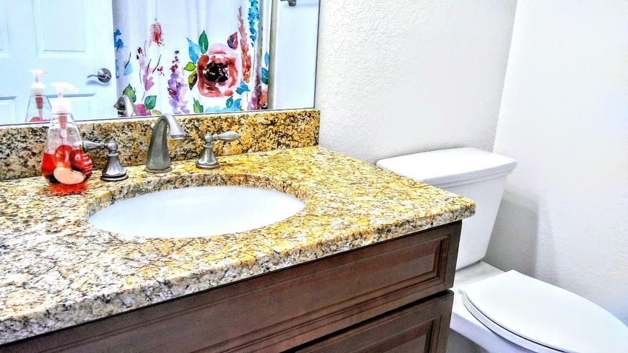 Mediterranean Three Story Beach Townhouse セント・ピート・ビーチ エクステリア 写真